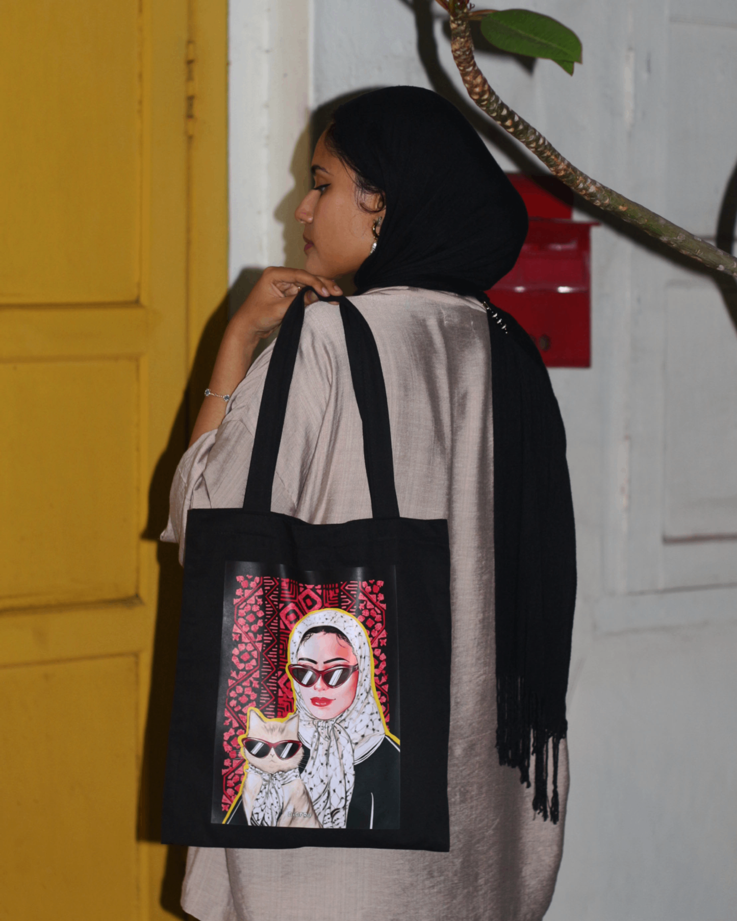 CAT-FIYYEH TOTEBAG